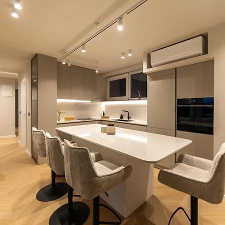 Sevito By Belmont Realty Zára